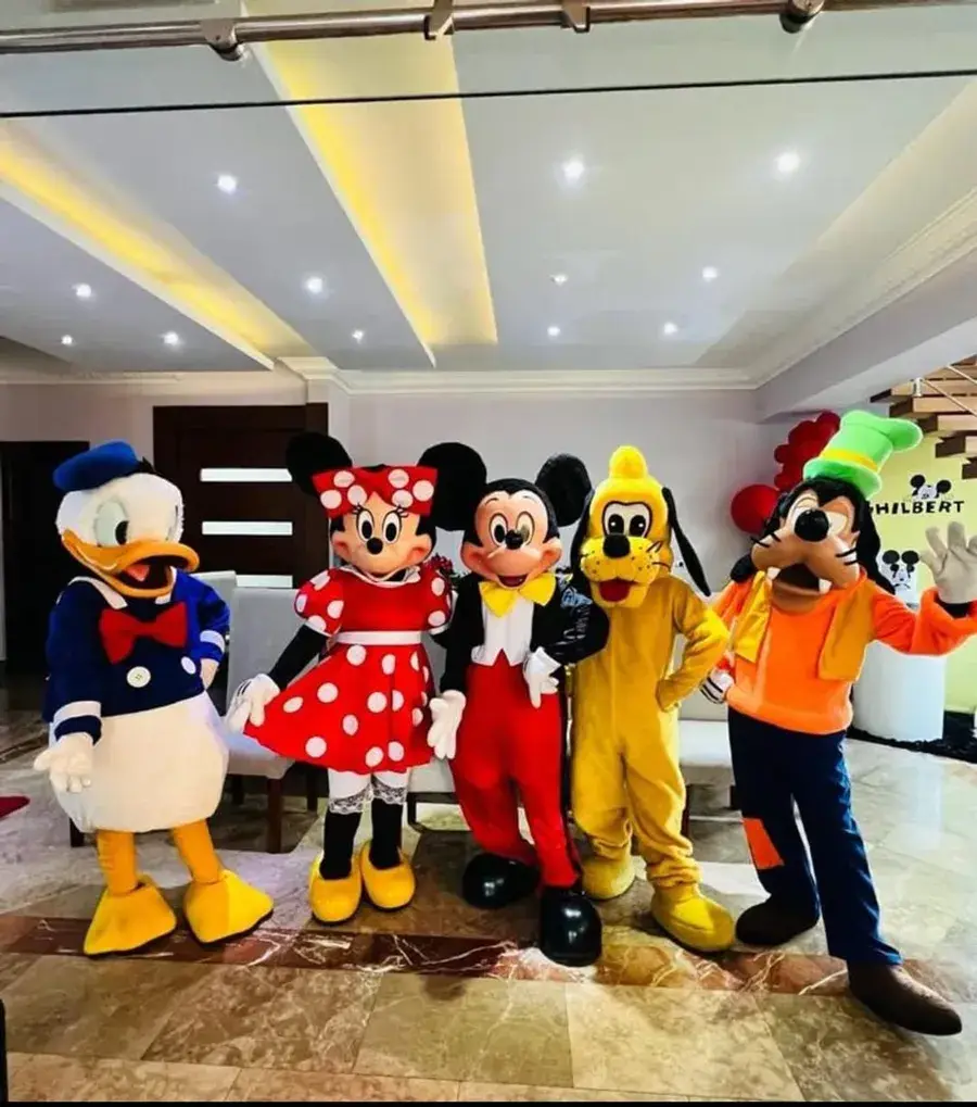 Mickey y sus amigos